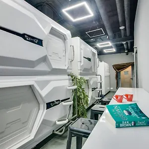  Hotel Moonotel Maidan Ukraina